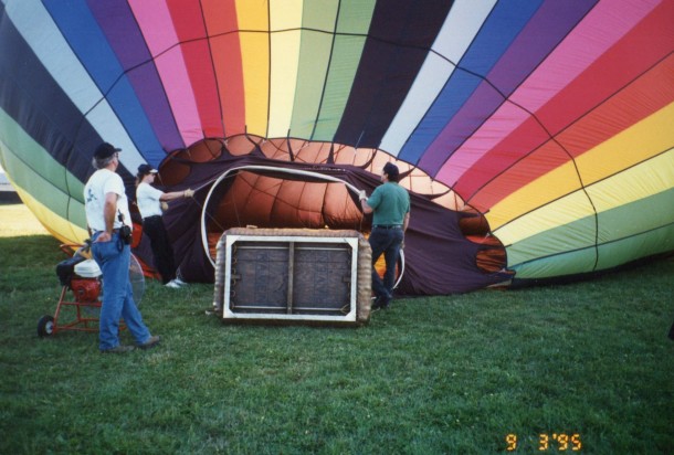 Waiting for the hot air balloon to fill
