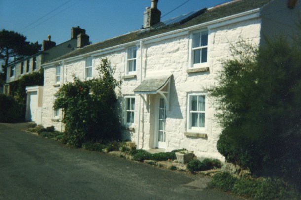 A street in Mousehole 